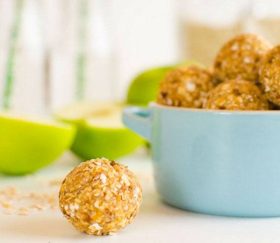 25 Healthy Treat Recipes for Babies, Toddlers and Kids. APPLE AND OAT NO BAKE BITES from My Kids Lick the Bowl. Healthy low sugar treats for babies, toddlers & kids. These healthy treat recipe for children will get them eating better in no time.Perfect from 6 months. These delicious baby treat recipe are easy to make and are soft for little hands.