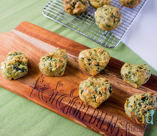 Baby Led Feeding- image of spinach, feta and pesto muffins recipe