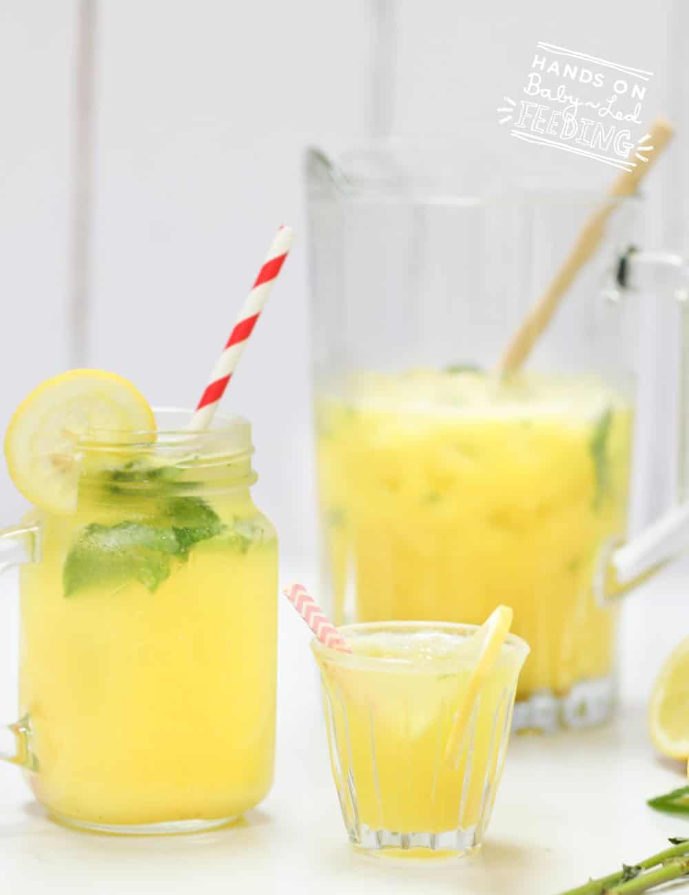 3 Ingredient Refined Sugar Free/ No Sugar Added Lemonade for Kids! Nothing says summer like lemonade but it's usually loaded with sugar, NOT THIS RECIPE! This refreshing sugar free lemonade is all natural and just as sweet tasting as other lemonades. #lemonade #summerdrinks #refinedsugarfree #noaddedsugar #kiddrinks #healthyjuice