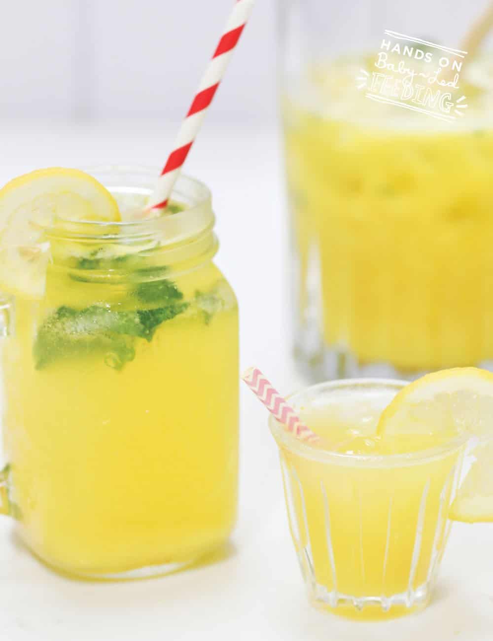 3 Ingredient Refined Sugar Free/ No Sugar Added Lemonade for Kids! Nothing says summer like lemonade but it's usually loaded with sugar, NOT THIS RECIPE! This refreshing sugar free lemonade is all natural and just as sweet tasting as other lemonades. #lemonade #summerdrinks #refinedsugarfree #noaddedsugar #kiddrinks #healthyjuice