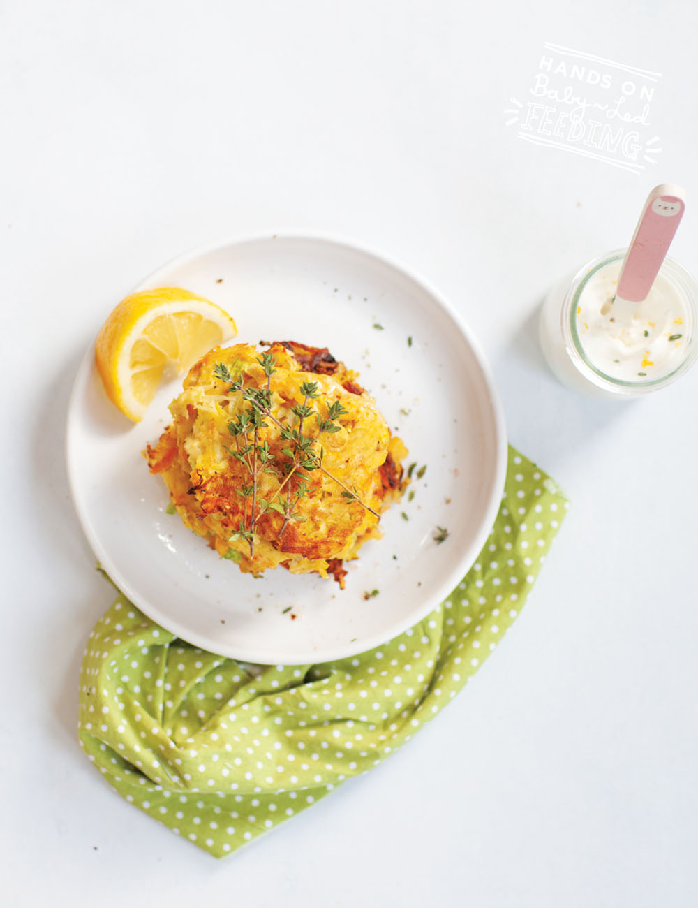 Freezer friendly healthy hash browns loaded with veggies! Easy healthy finger food appetizer or side dish for baby-led weaning. #hashbrown #fingerfood #hiddenveggies #pickyeaters #freezerfriendly #babyledweaning #babyledfeeding #cabbagerecipes #carrots #potatoes